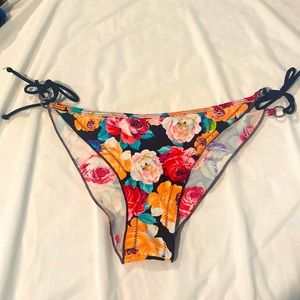 Body Glove SMOOTHIES BRASILIA SIDE-TIE BIKINI BOTTOM